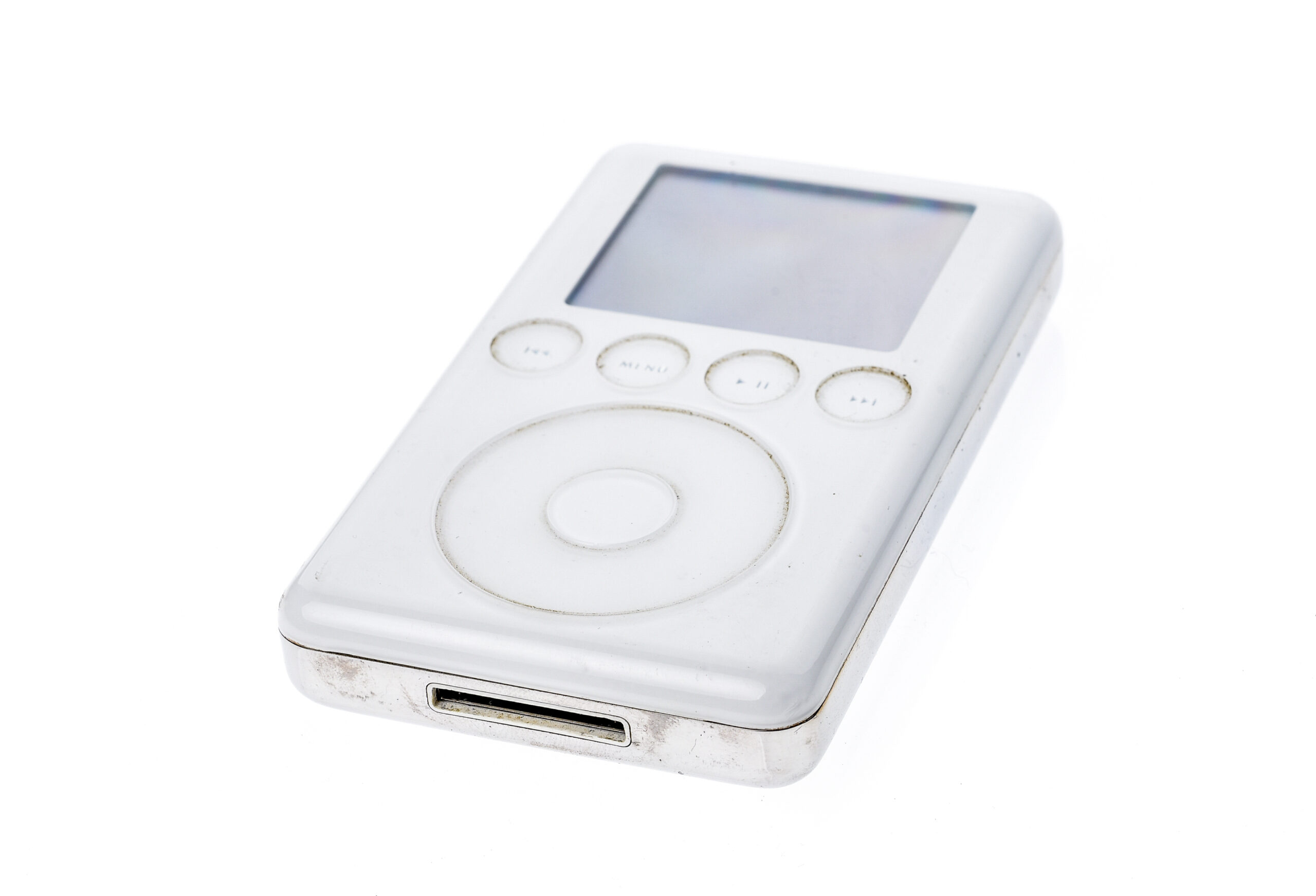 apple ipod sixteen